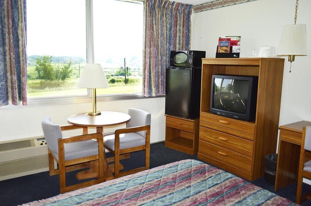 Huntingdon Motor Inn Exterior foto